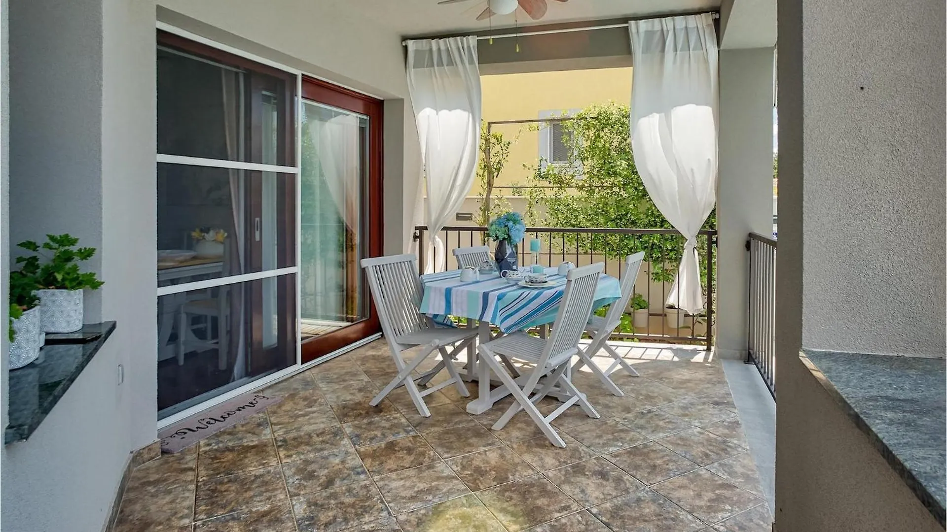 Villa Antea Zadar 0*,  Croatia